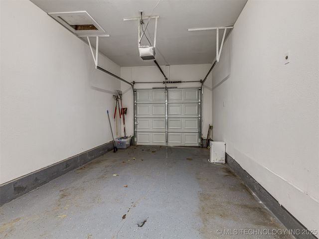 6614 E 27th Street, Tulsa, OK 74129