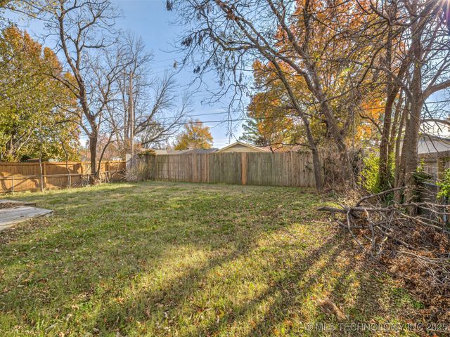 6614 E 27th Street, Tulsa, OK 74129