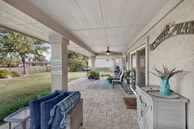 11100 La Jolla Way, Denton, TX 76207