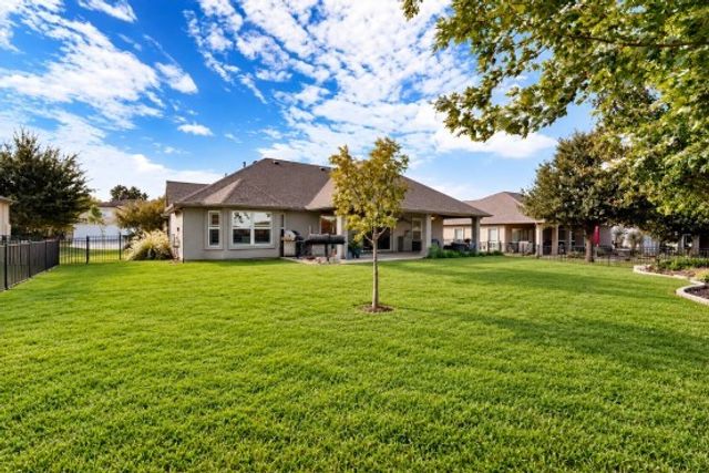 11100 La Jolla Way, Denton, TX 76207
