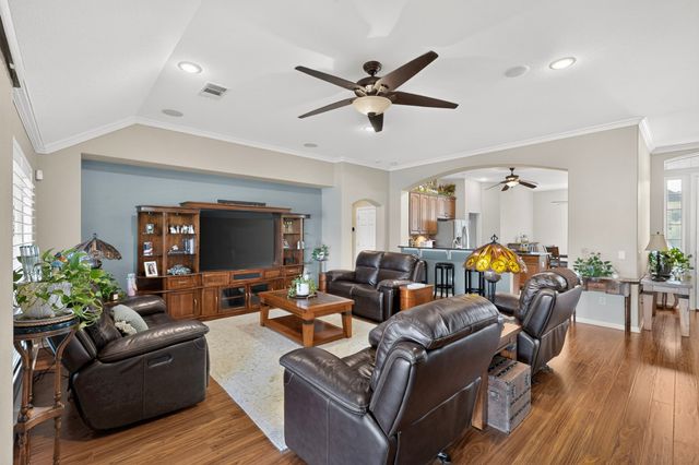 11100 La Jolla Way, Denton, TX 76207