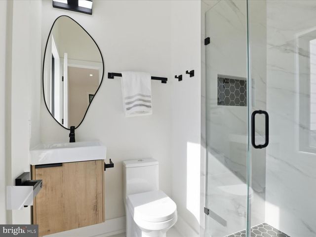 8503 MARQUETTE ST, Vienna, VA 22180