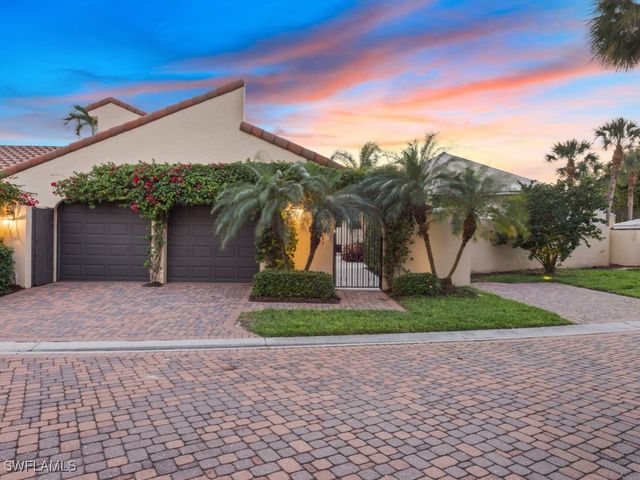 6817 Sand Pointe CIR 4, Naples, FL 34108