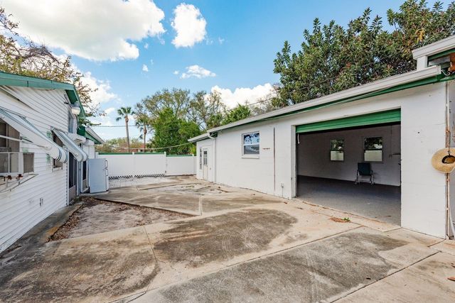 1115 PENNSYLVANIA AVENUE, Palm Harbor, FL 34683