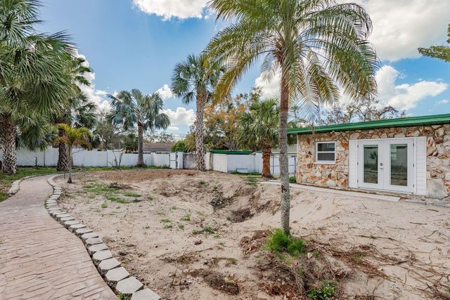 1115 PENNSYLVANIA AVENUE, Palm Harbor, FL 34683