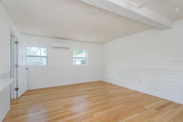 1115 PENNSYLVANIA AVENUE, Palm Harbor, FL 34683