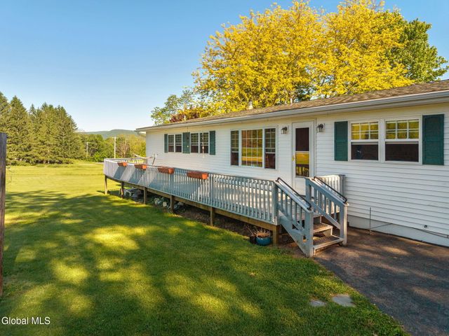 246 Ecker Hollow Road, Schoharie, NY 12157