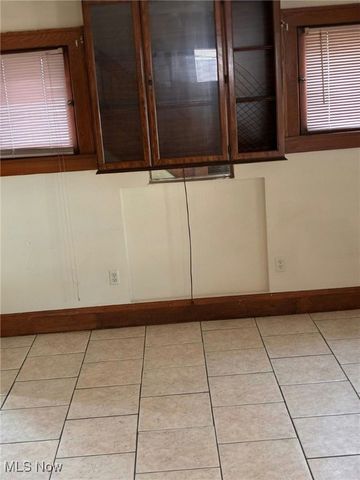 2139 18th Street SW, Akron, OH 44314