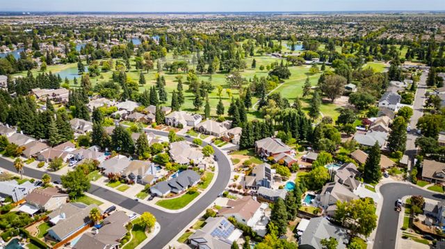 5400 Lawnview Way, Elk Grove, CA 95758