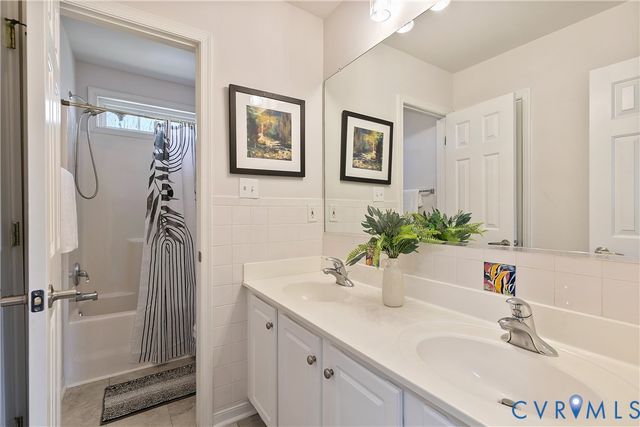 2207 Rose Family Dr, Midlothian, VA 23112