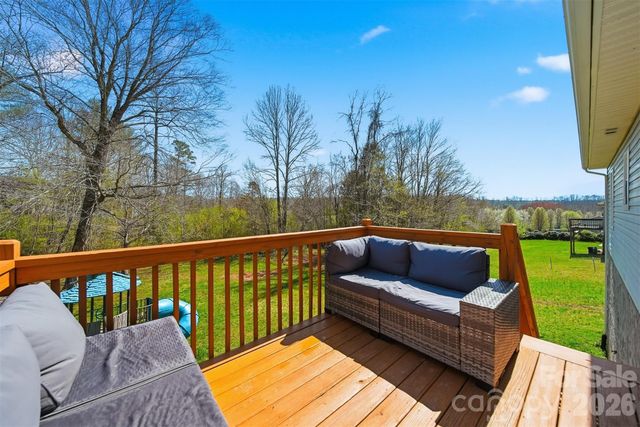 4374 Calico Road, Lenoir, NC 28645