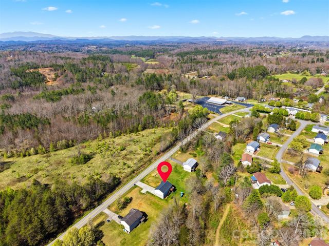 4374 Calico Road, Lenoir, NC 28645