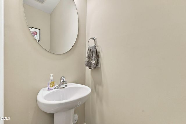 2170 Campbell Loop, Burlington, NC 27215