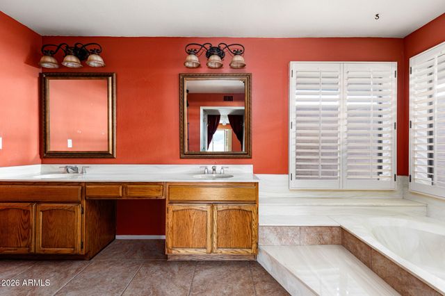 139 E Monte Cristo Avenue, Phoenix, AZ 85022