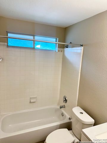 5534 Christina Path, San Antonio, TX 78247