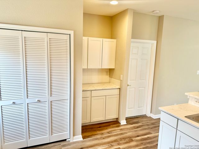 5534 Christina Path, San Antonio, TX 78247