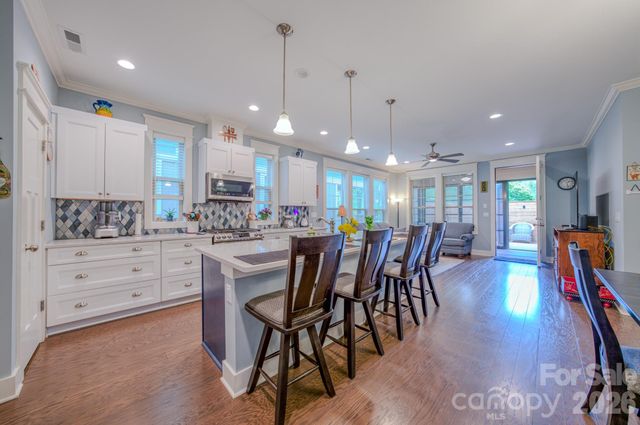 552 Sweet Birch Park Lane, Black Mountain, NC 28711