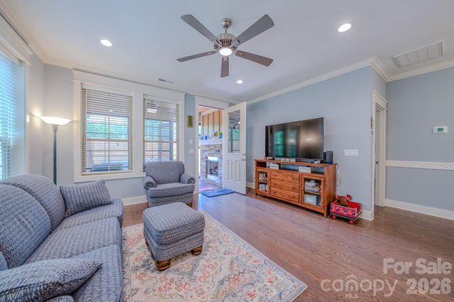 552 Sweet Birch Park Lane, Black Mountain, NC 28711