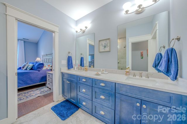 552 Sweet Birch Park Lane, Black Mountain, NC 28711