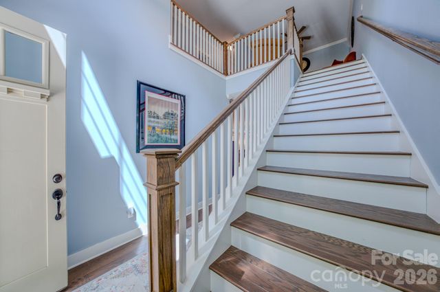552 Sweet Birch Park Lane, Black Mountain, NC 28711