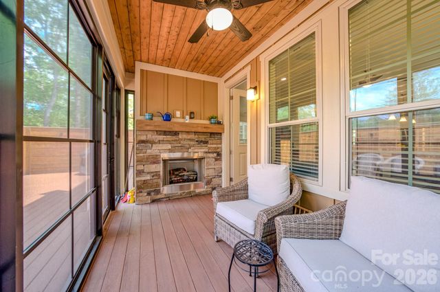 552 Sweet Birch Park Lane, Black Mountain, NC 28711