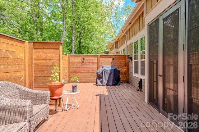 552 Sweet Birch Park Lane, Black Mountain, NC 28711