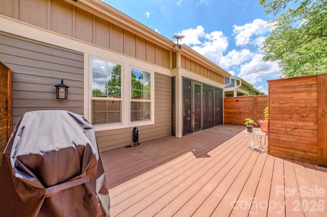 552 Sweet Birch Park Lane, Black Mountain, NC 28711