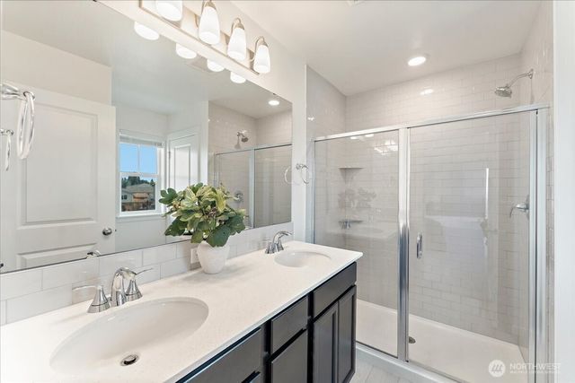 3476 Edith Avenue, Enumclaw, WA 98022