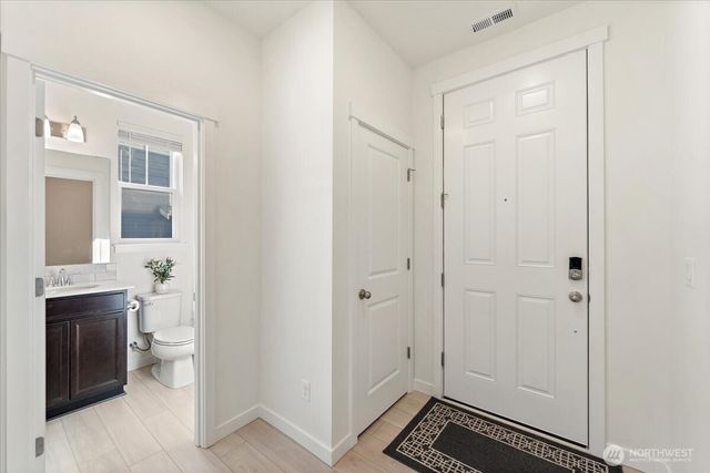3476 Edith Avenue, Enumclaw, WA 98022
