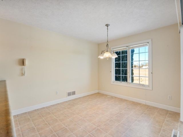 721 Ash Drive, Geneseo, IL 61254