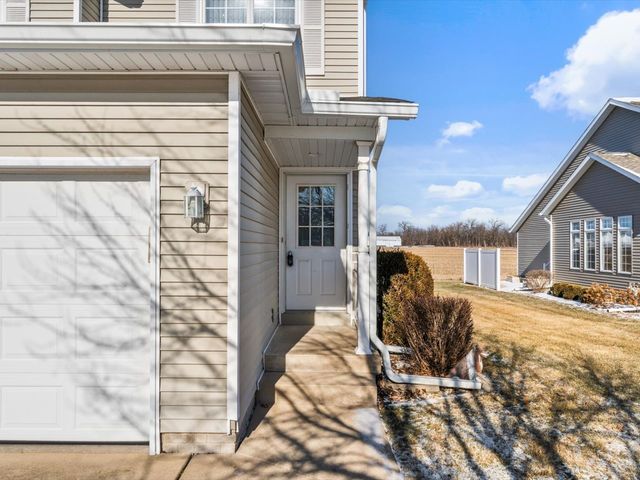 721 Ash Drive, Geneseo, IL 61254