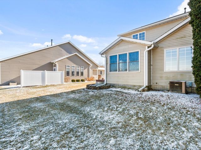 721 Ash Drive, Geneseo, IL 61254