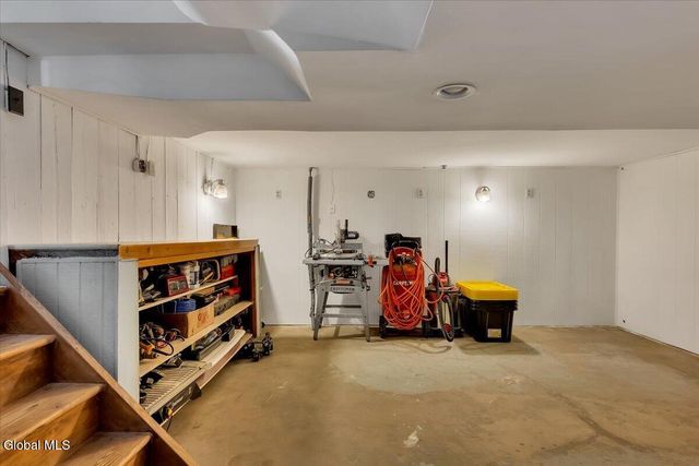 2153 Van Wormer Road, Rotterdam, NY 12303
