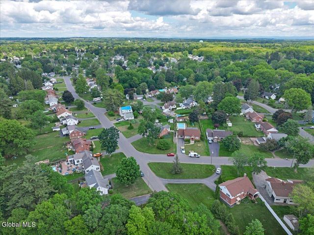 2153 Van Wormer Road, Rotterdam, NY 12303