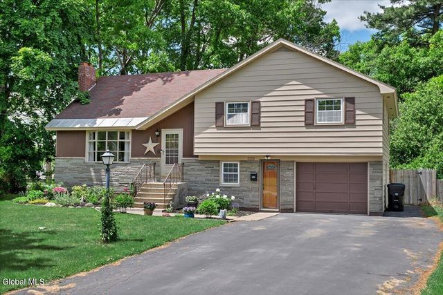 2153 Van Wormer Road, Rotterdam, NY 12303