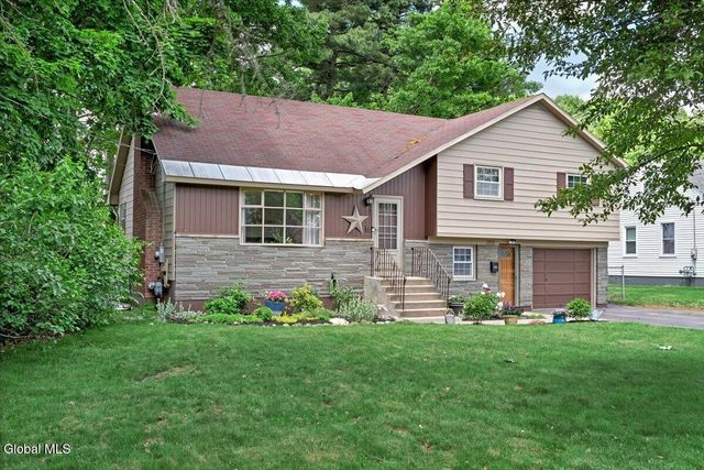 2153 Van Wormer Road, Rotterdam, NY 12303