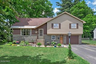 2153 Van Wormer Road, Rotterdam, NY 12303