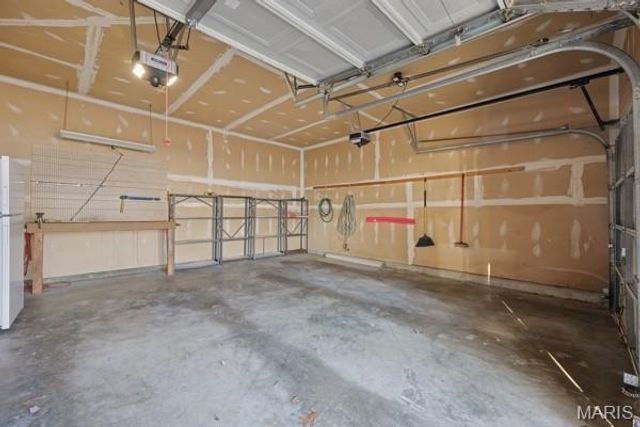 13131 Royal Pines Drive 3, Maryland Heights, MO 63146