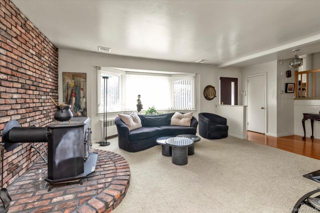 4020 Judith Lane, Oceanside, NY 11572