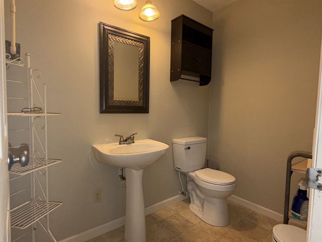 1414 Summertown Hwy, Hohenwald, TN 38462