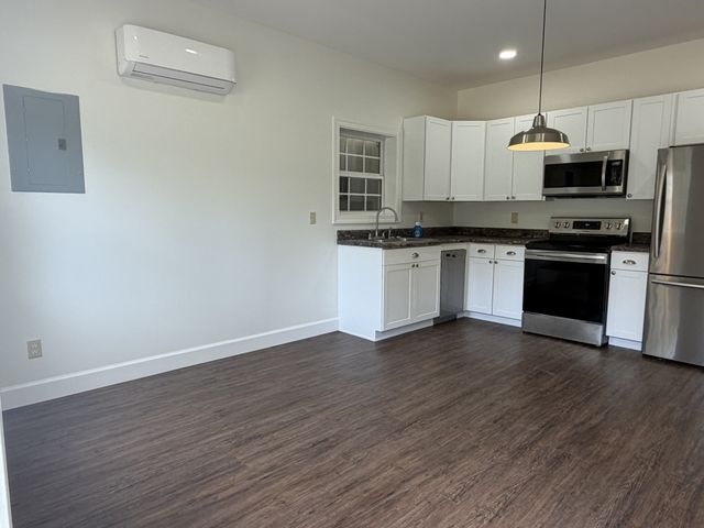 1414 Summertown Hwy, Hohenwald, TN 38462