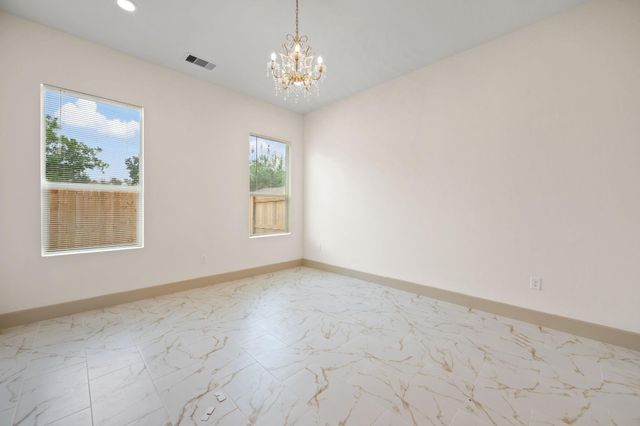 721 Doverside Street, Houston, TX 77022