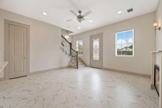 721 Doverside Street, Houston, TX 77022