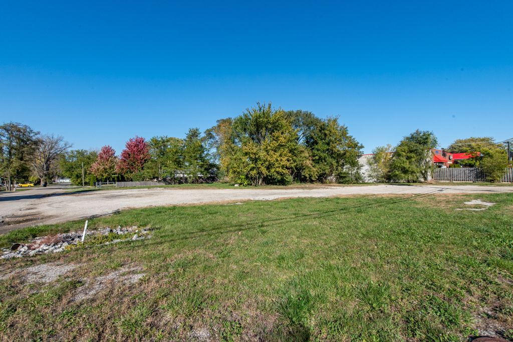 10038 W Beach Road, Beach Park, IL 60087