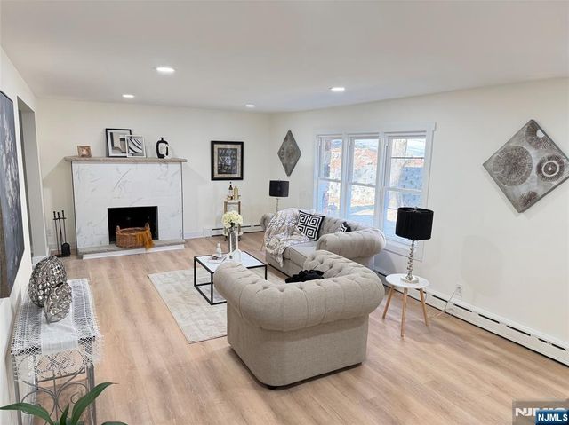 91 Germantown Road, West Milford, NJ 07480