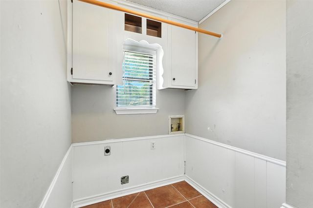 1630 Post Oak Drive, Bedford, TX 76021