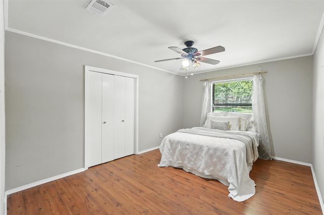 1630 Post Oak Drive, Bedford, TX 76021