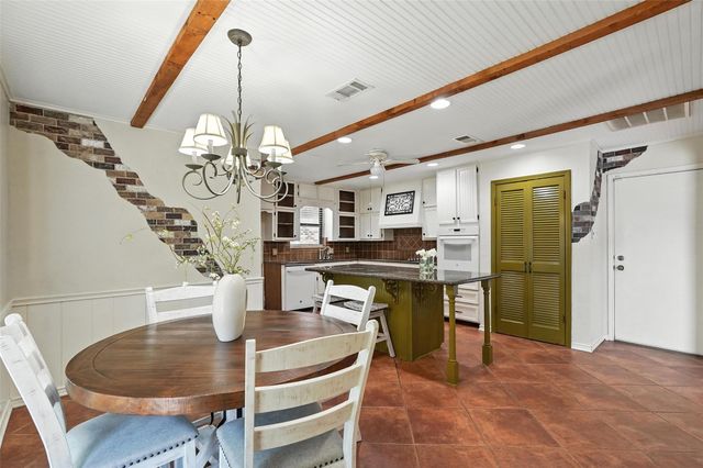 1630 Post Oak Drive, Bedford, TX 76021