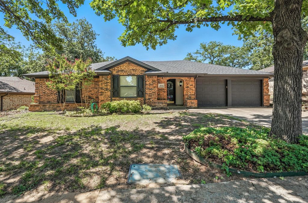 1630 Post Oak Drive, Bedford, TX 76021