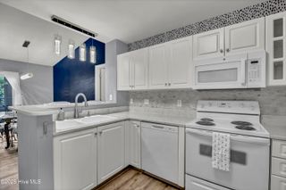 4110 Breezewood Drive 203, Wilmington, NC 28412